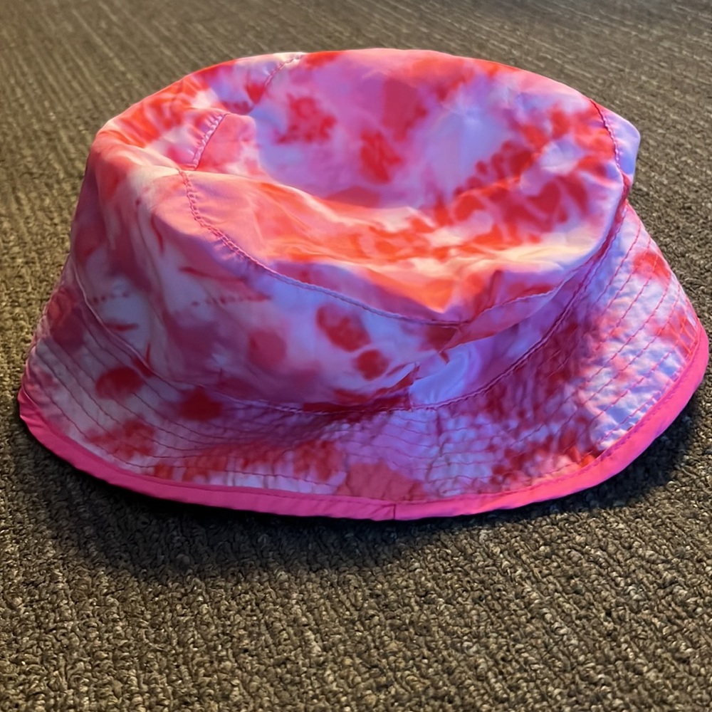 Girls 3-4 Sunhat reversible Pink/White tie dyed Bucket Beach/ Pool Size one size